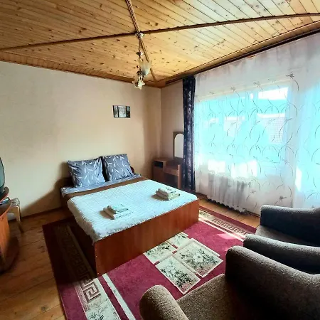 Pensjonat у тараса і лесі *