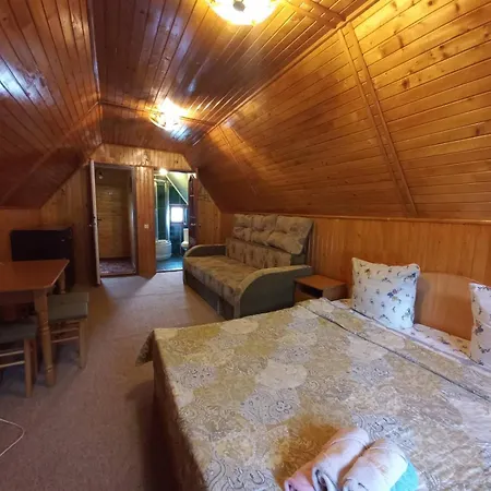 у тараса і лесі Guest house