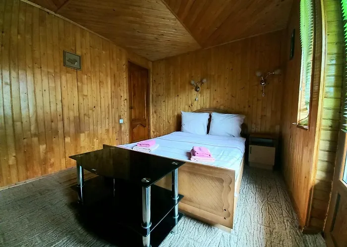 у тараса і лесі Konukevi